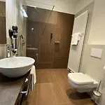 Jakobslust 3*