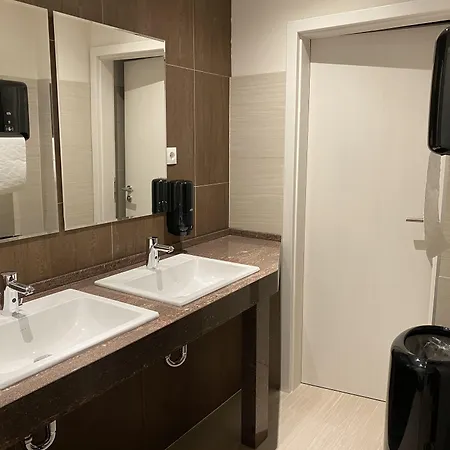 Hotel Hotel-jakobslust Grünstadt